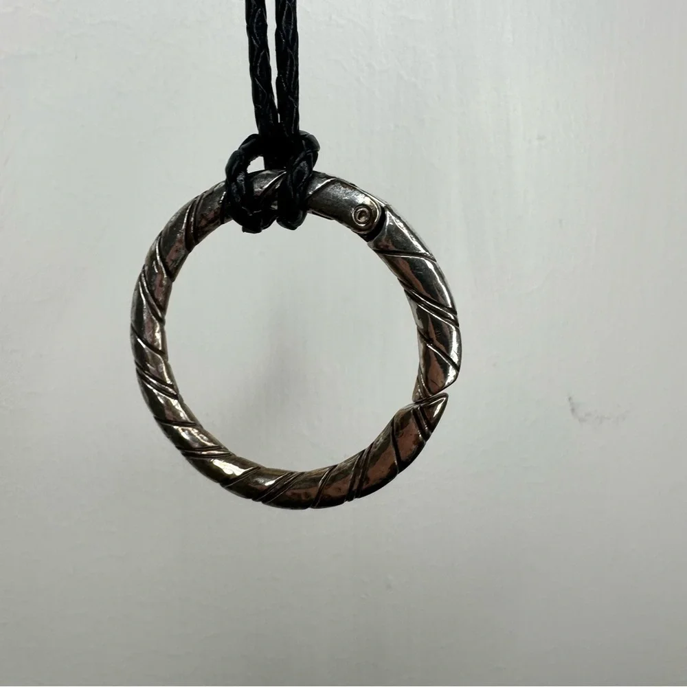 Brighton Lariat Necklace Black and Silver Pendant Necklace